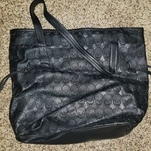 Basic black skull bag..